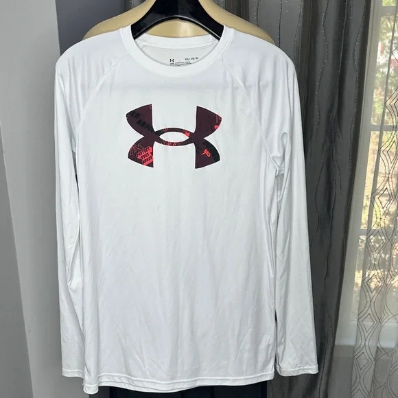 Under Armour Men's Sz YXL White Long Sleeve Tee with Red Logo - Picture 1 of 5